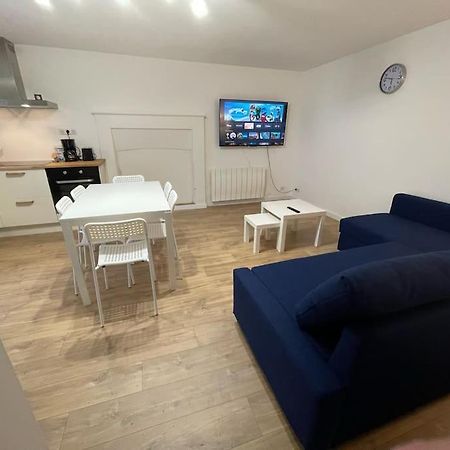 Charmante Maison A Evran Proche Dinan Et St Malo. Εξωτερικό φωτογραφία