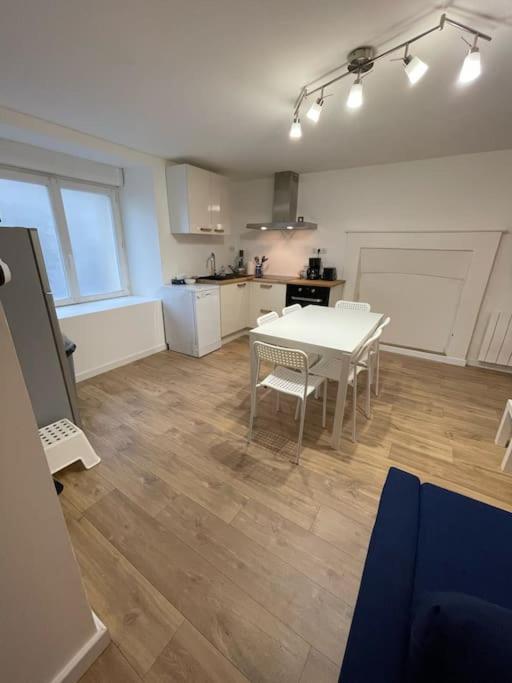Charmante Maison A Evran Proche Dinan Et St Malo. Εξωτερικό φωτογραφία