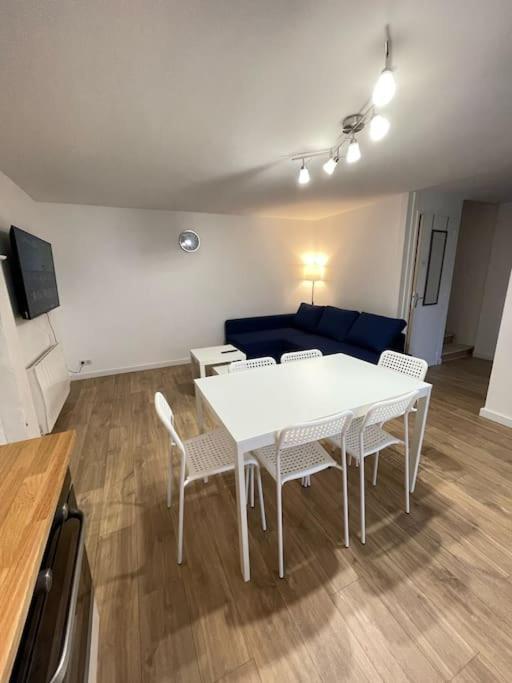 Charmante Maison A Evran Proche Dinan Et St Malo. Εξωτερικό φωτογραφία