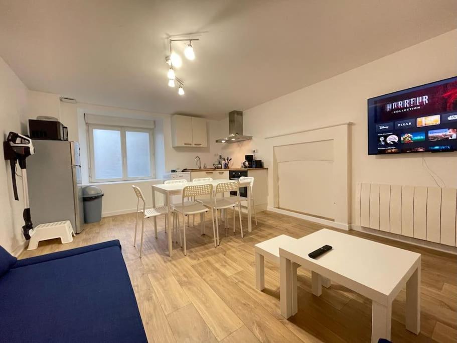 Charmante Maison A Evran Proche Dinan Et St Malo. Εξωτερικό φωτογραφία